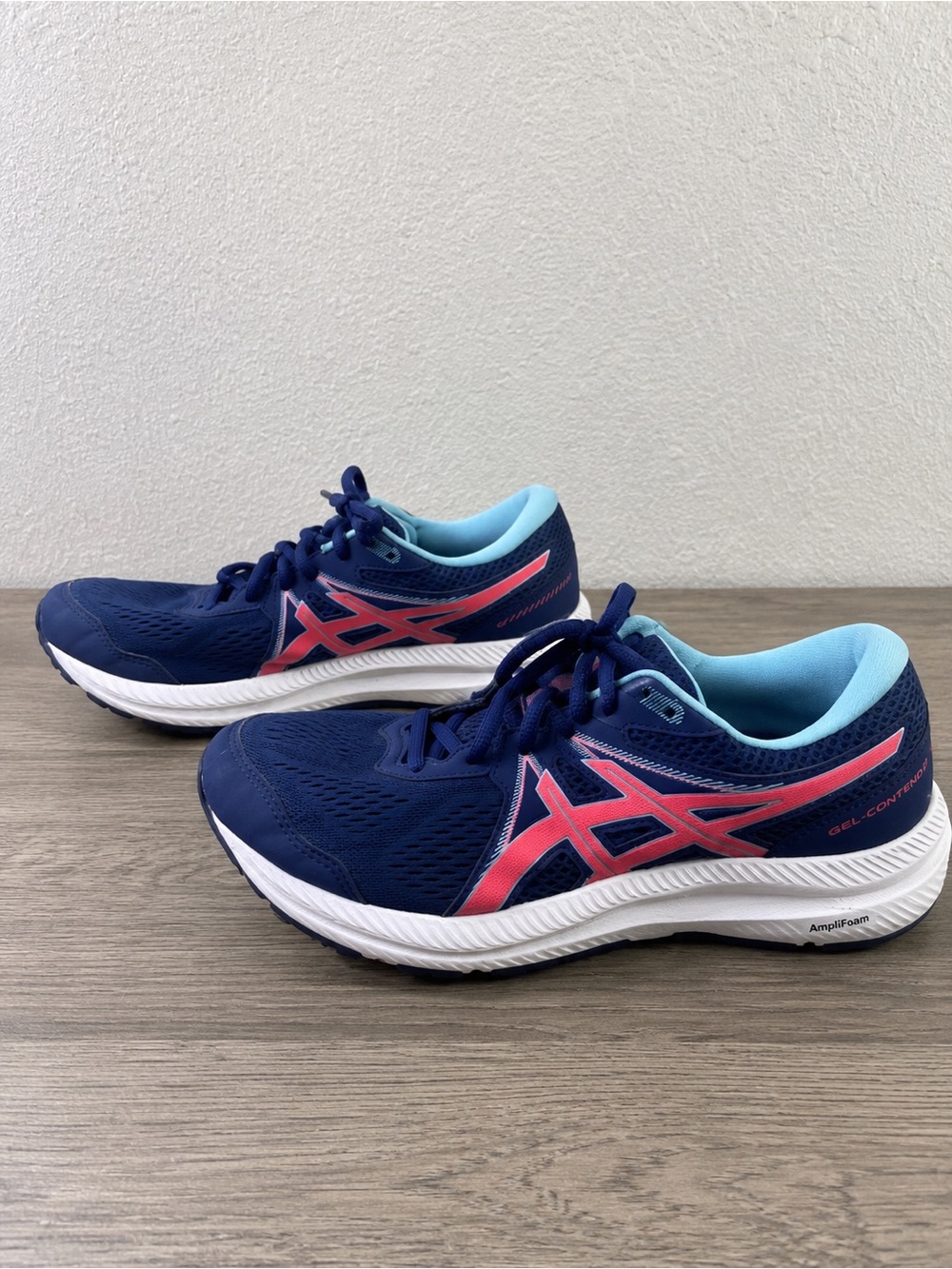 Asics Women's Navy Blue Pink Running Sneakers with Aqua Lining Size 10